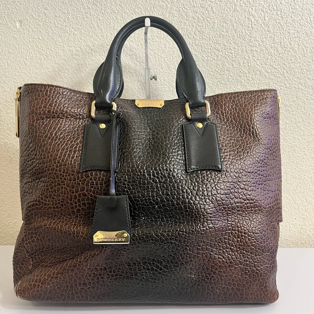 Burberry large peppled Leather Tote Bag in Brown and Black -